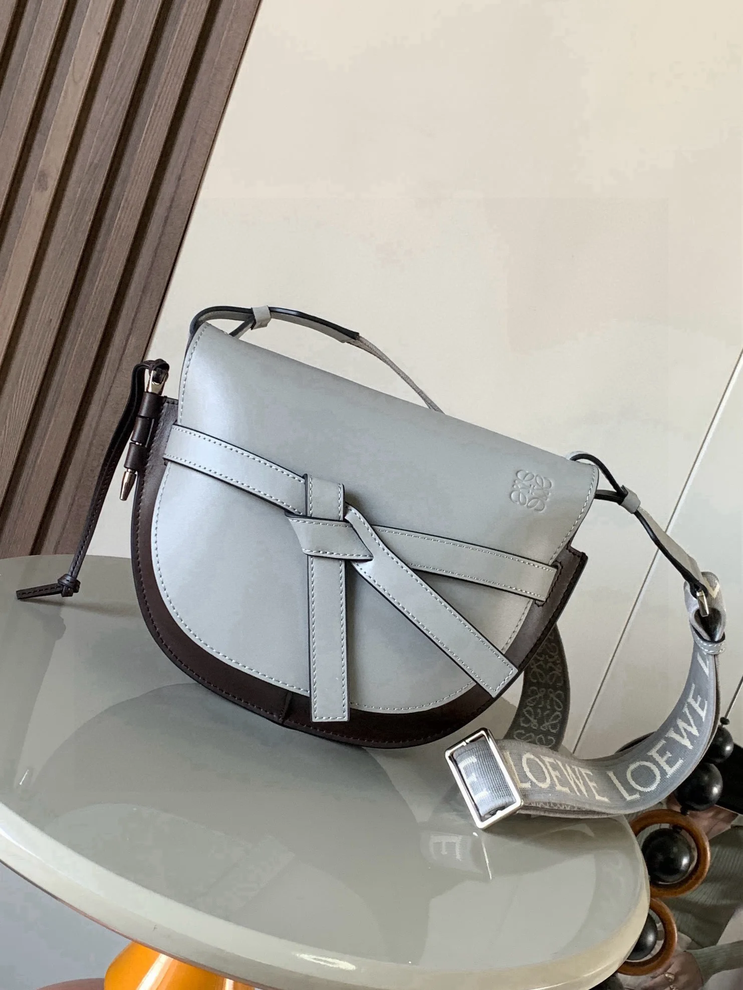 Loewe 9004 Letter Wide Shoulder Strap Saddle Bag Women s Crossbody Bag