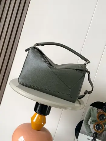 9095 Long Rectangular Shaped Handbag Women s Crossbody Bag Replica Loewe womens bags
