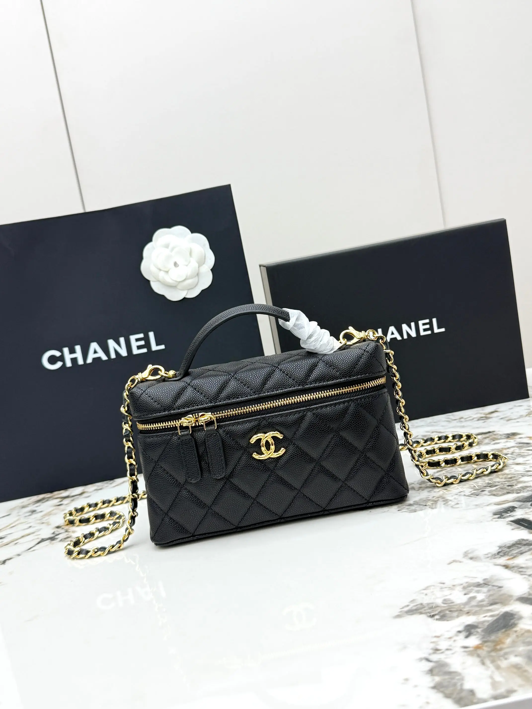 Chanel AP5020 New Chain Lunch Box Bag Women s Crossbody Bag