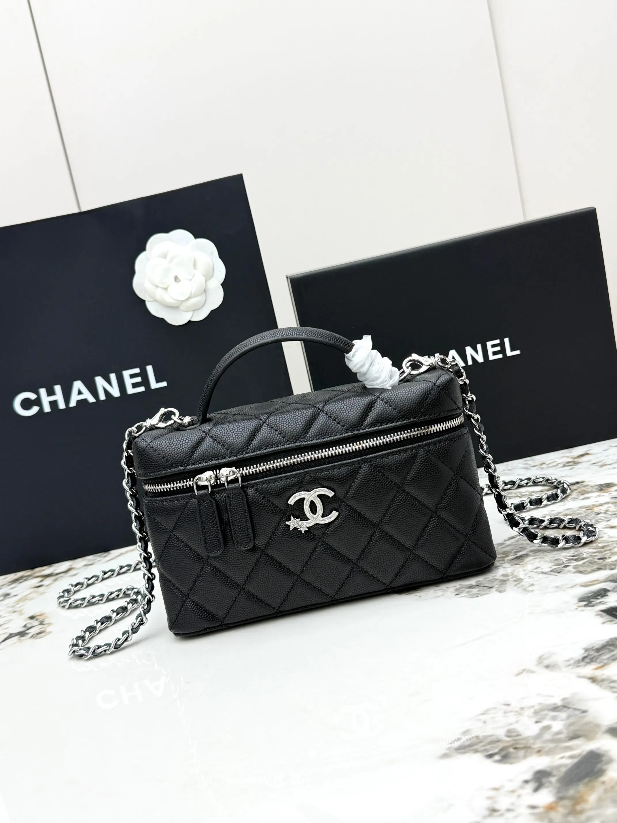 Chanel AP4854 New Chain Lunch Box Bag Women s Crossbody Bag