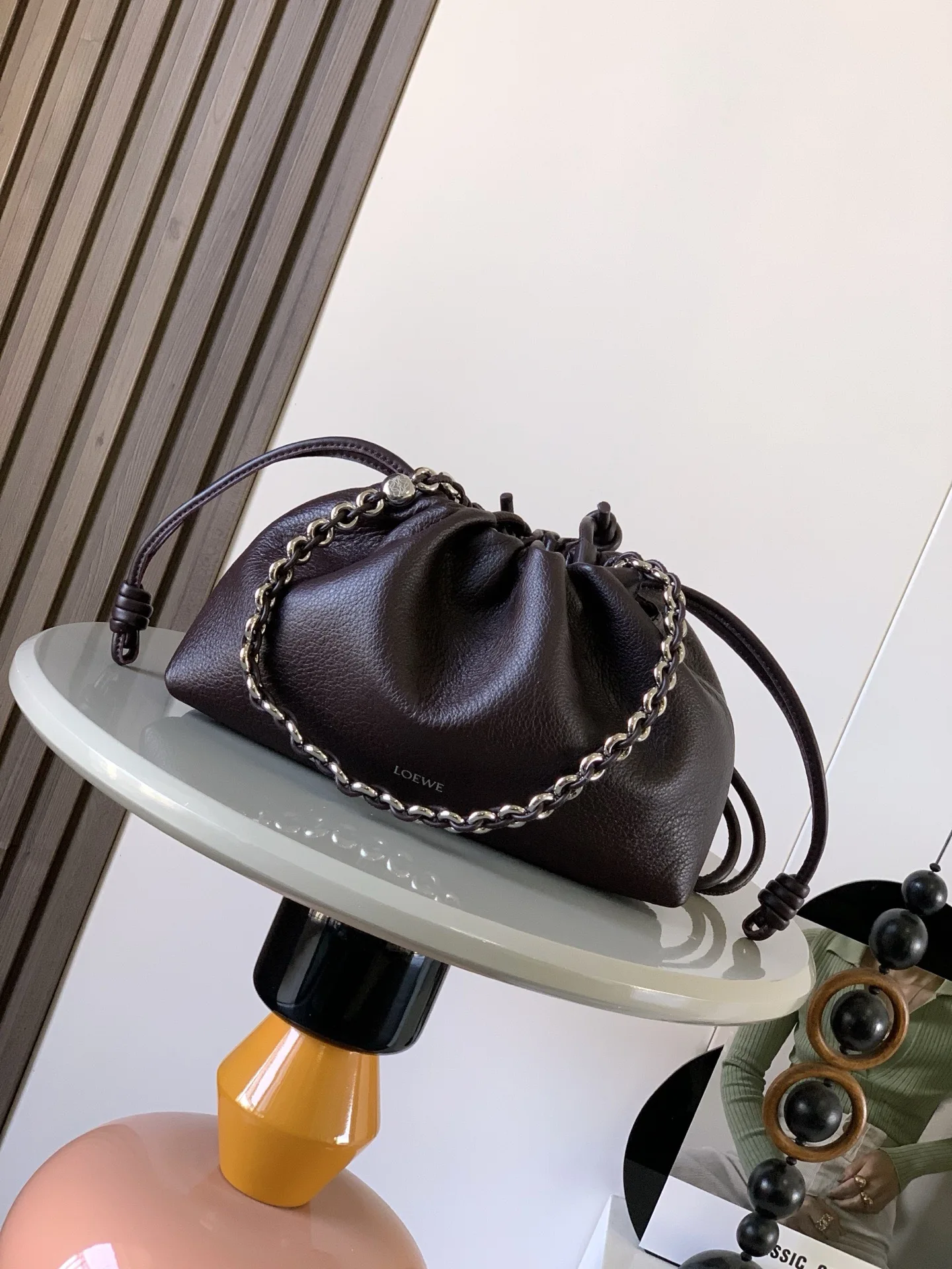 Loewe 9057 Medium-sized Deerskin Leather Clutch Bag Women s Shoulder Bag