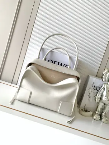 9173 Soft Cowhide Leather Handbag Women s Crossbody Bag Replica Loewe womens bags