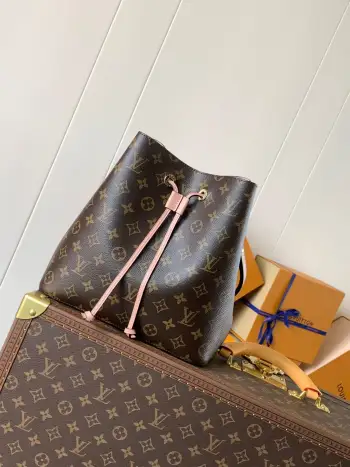 M44021 Canvas Handbag Women s Crossbody Bag Replica Louis Vuitton womens bags
