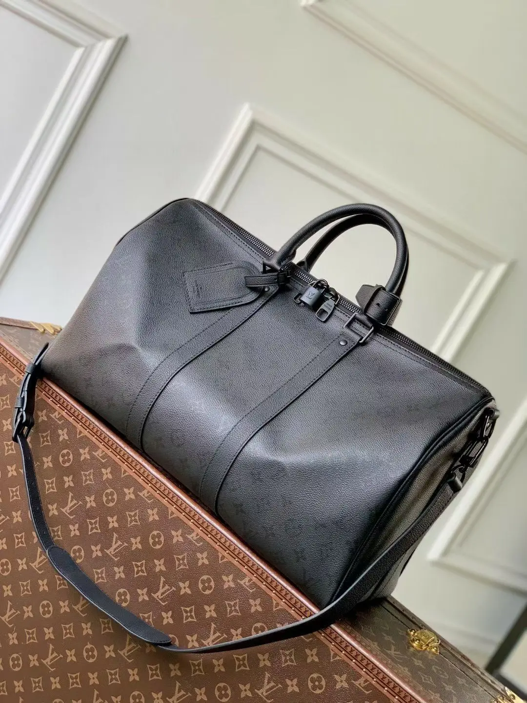 Louis Vuitton M28403 Coated Canvas Travel Bag Louis Vuitton M28403 Coated Canvas Travel Bag