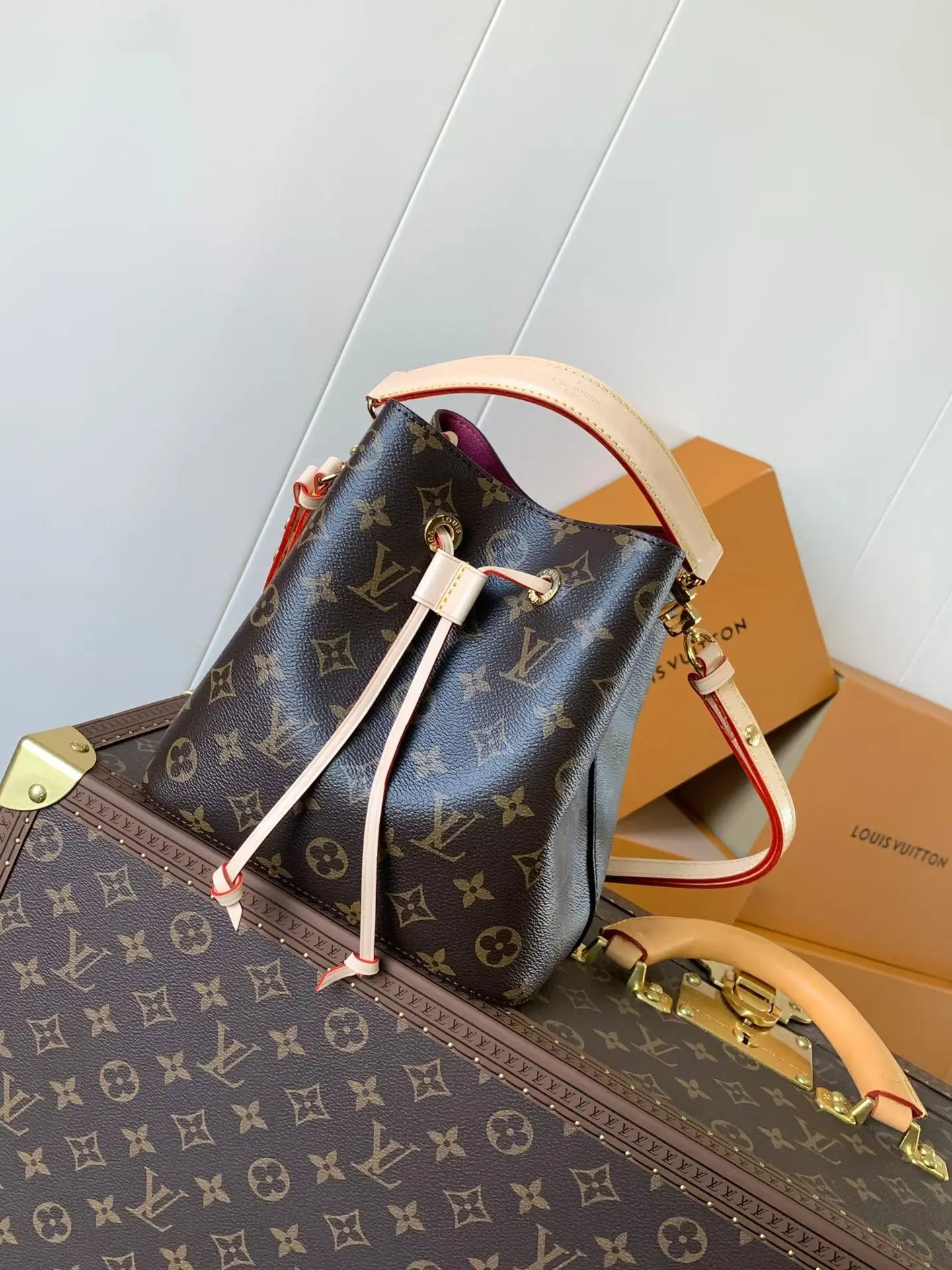 Louis Vuitton M46581 Canvas Handbag Women s Crossbody Bag Louis Vuitton M46581 Canvas Handbag Women s Crossbody Bag