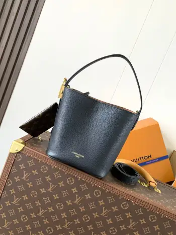 M25543 grain leather handbag women s shoulder bag Replica Louis Vuitton womens bags