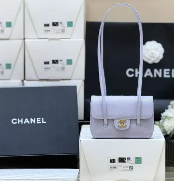 AP5068 Cowhide Bag King Women s Shoulder Bag Replica Chanel womens bags
