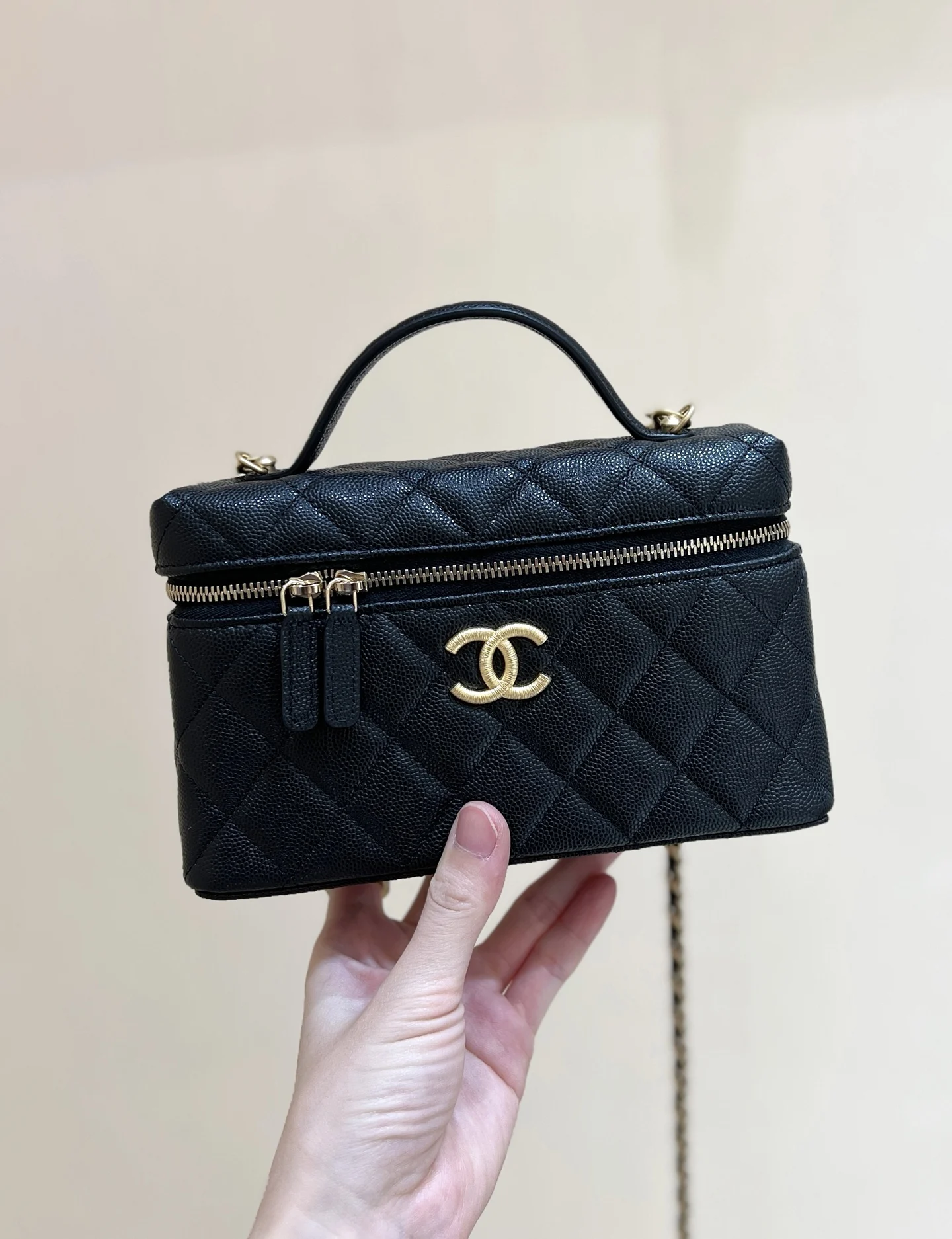 Chanel AP4483 Lychee Small Cowhide Hardware Lunch Box Bag Women s Crossbody Bag
