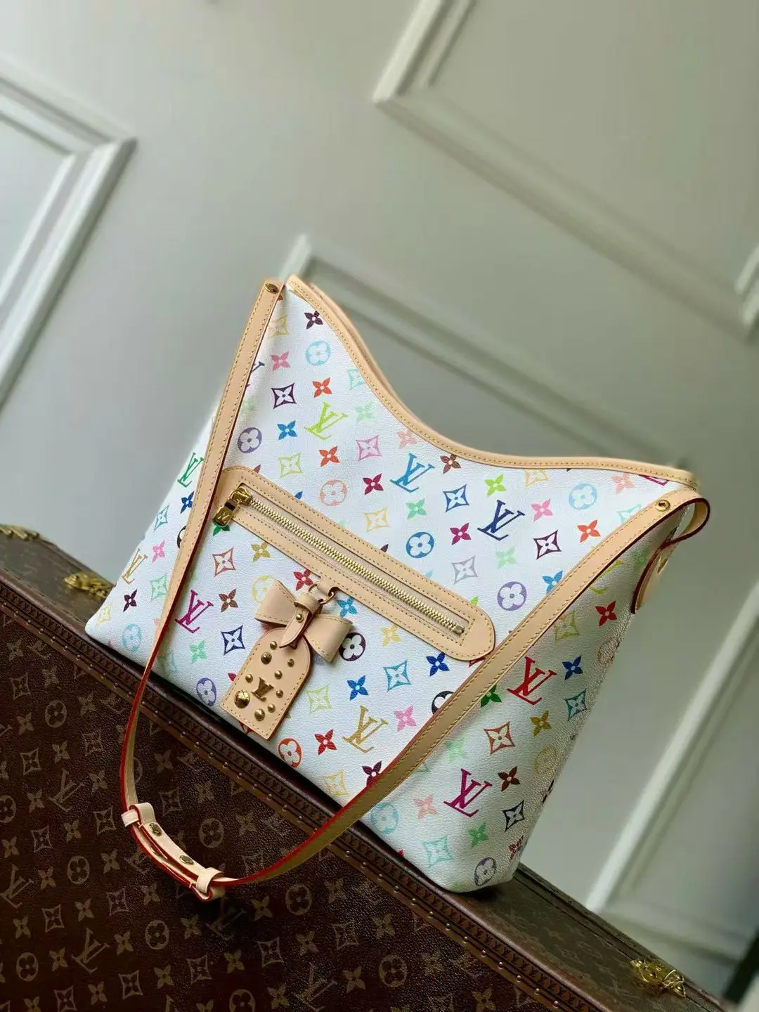 Louis Vuitton M27582 Bow-shaped Handbag Women s Crossbody Bag Louis Vuitton M27582 Bow-shaped Handbag Women s Crossbody Bag