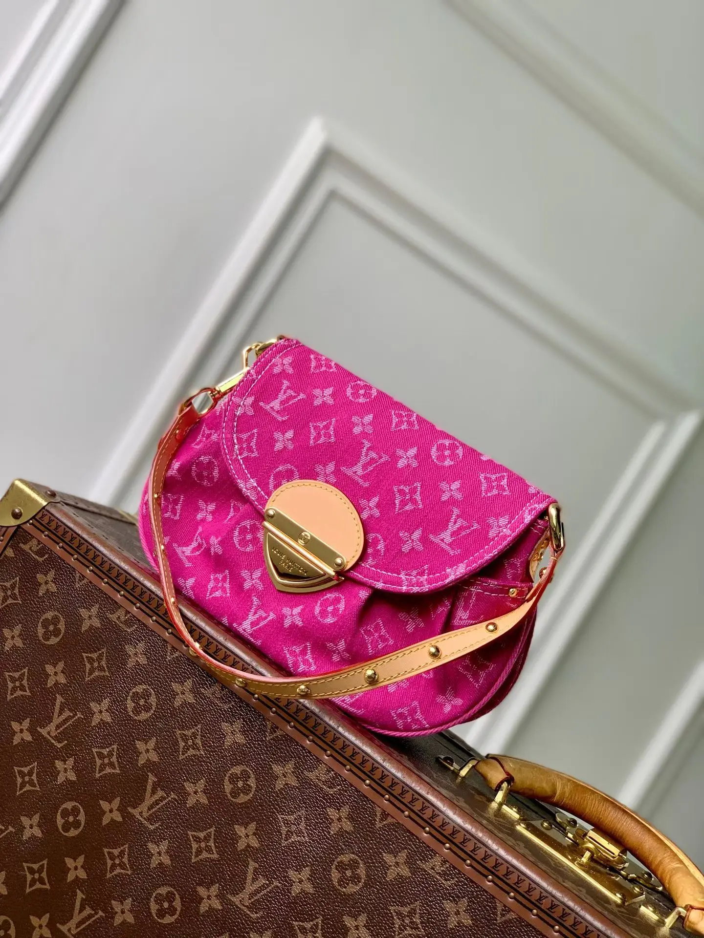 Louis Vuitton M46829 Cotton Yarn Canvas Handbag Women s Shoulder Bag Louis Vuitton M46829 Cotton Yarn Canvas Handbag Women s Shoulder Bag