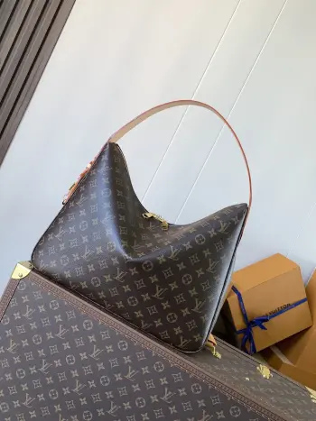 M12098 Canvas Small Messenger Bag Women s Shoulder Bag Replica Louis Vuitton womens bags