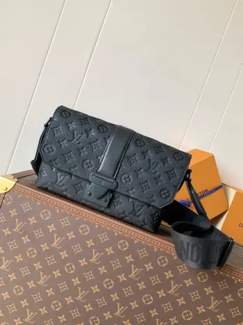 M23741 Canvas Messenger Bag Men s Crossbody Bag Replica Louis Vuitton mens bags