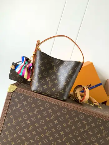 M26642 Canvas Handbag Women s Crossbody Bag Replica Louis Vuitton womens bags