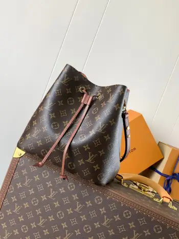 M44021 Canvas Handbag Women s Crossbody Bag Replica Louis Vuitton womens bags
