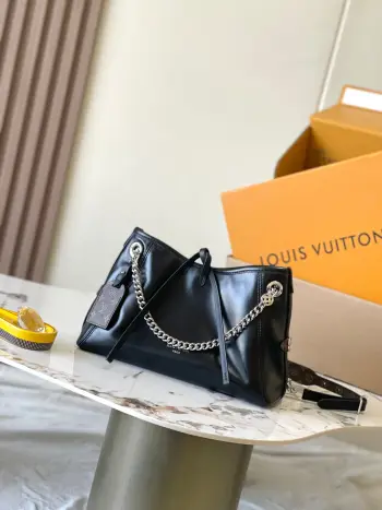 M12888 All-Steel Hardware Handbag Women s Crossbody Bag Replica Louis Vuitton womens bags