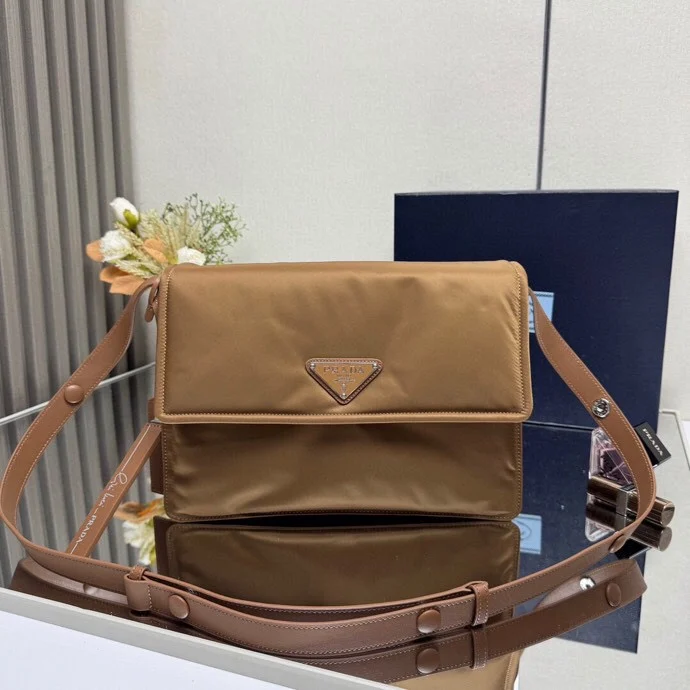 Prada 1BD255 Bright Color Leather Messenger Bag Men s Crossbody Bag Prada 1BD255 Bright Color Leather Messenger Bag Men s Crossbody Bag