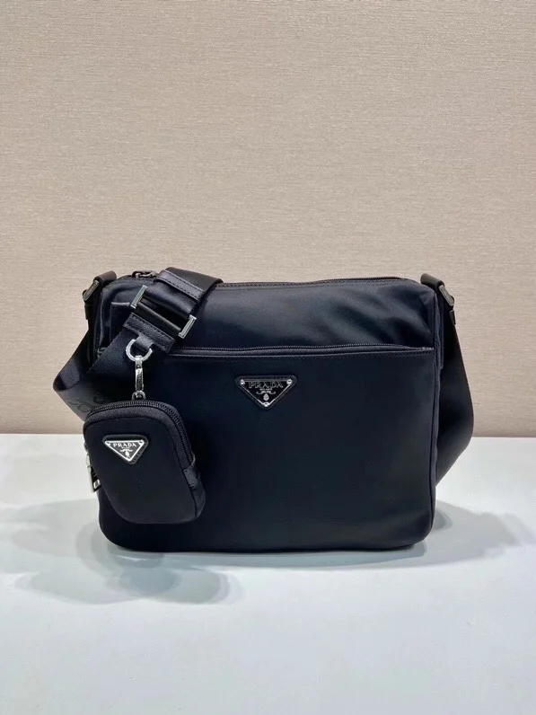 Prada 1BC421 New Messenger Bag Men s Crossbody Bag Prada 1BC421 New Messenger Bag Men s Crossbody Bag