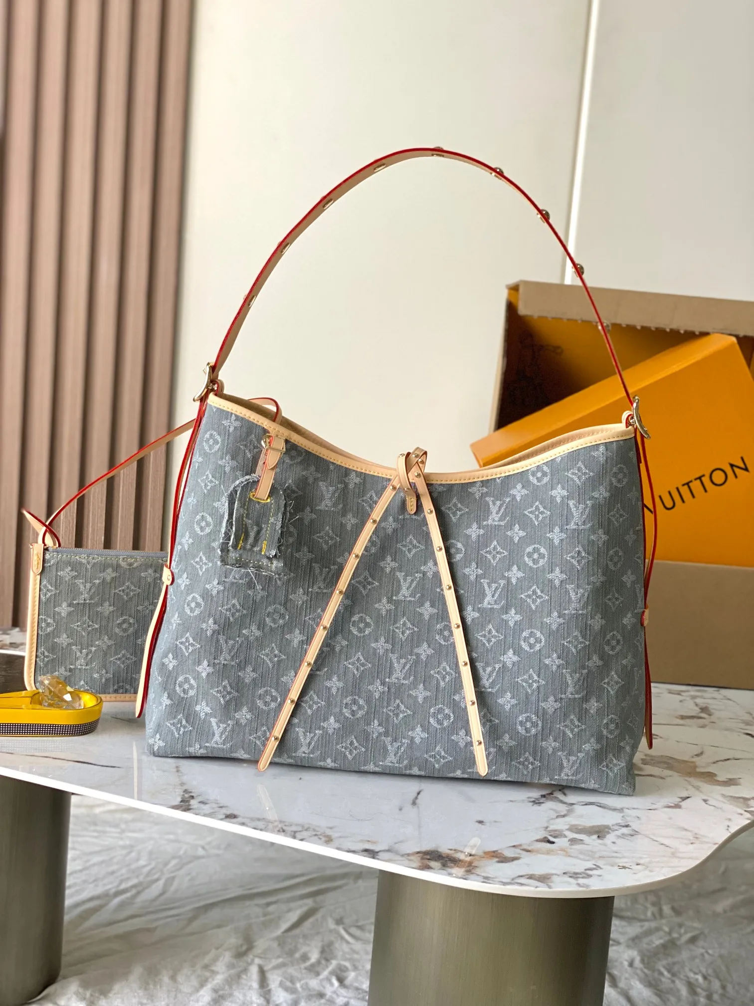 Louis Vuitton M13289 All-Steel Hardware Handbag Women s Shoulder Bag Louis Vuitton M13289 All-Steel Hardware Handbag Women s Shoulder Bag