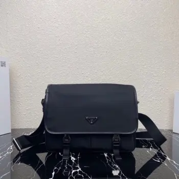 2VD768 Nylon Flap Handbag Men s Crossbody Bag Replica Prada mens bags