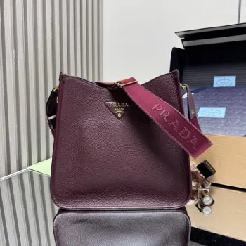 1BC073 Versatile Handbag Women s Crossbody Bag Replica Prada womens bags