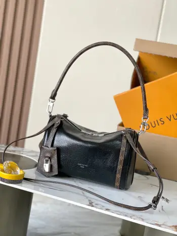 M27920 All-Steel Hardware Handbag Women s Crossbody Bag Replica Louis Vuitton womens bags