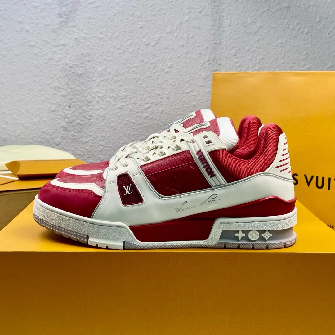 Louis Vuitton Low-top fashionable sneakers men s sports shoes Louis Vuitton Low-top fashionable sneakers men s sports shoes