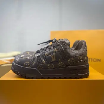 Low-top fashionable sneakers, couple s sports shoes Replica Louis Vuitton Mens Sneakers