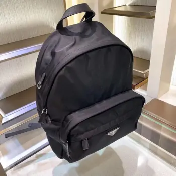 2VZ066 Backpack Replica Prada backpacks