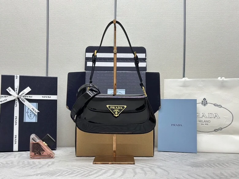 Prada 1BD345 New Style Underarm Bag Women s Crossbody Bag Prada 1BD345 New Style Underarm Bag Women s Crossbody Bag