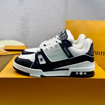 Low-top fashionable sneakers, couple s sports shoes Replica Louis Vuitton Mens Sneakers