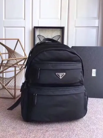 2VZ025 Backpack Replica Prada backpacks