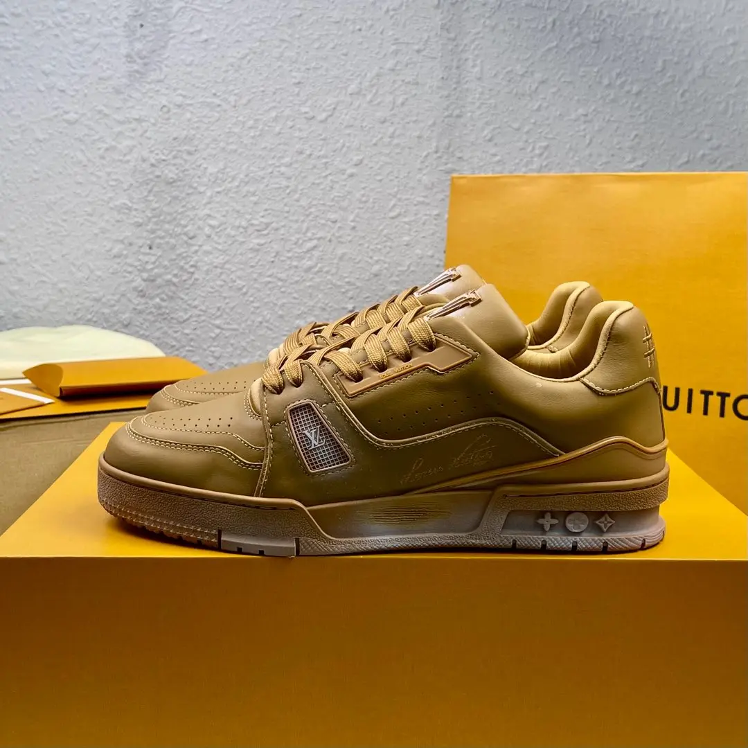 Louis Vuitton Low-top fashion sneakers men s sports shoes Louis Vuitton Low-top fashion sneakers men s sports shoes