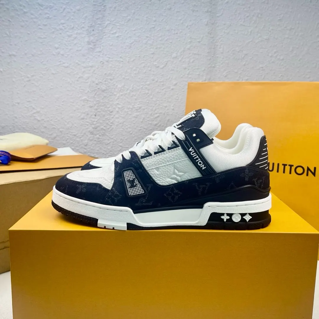 Louis Vuitton Low-top fashion sneakers men s sports shoes Louis Vuitton Low-top fashion sneakers men s sports shoes