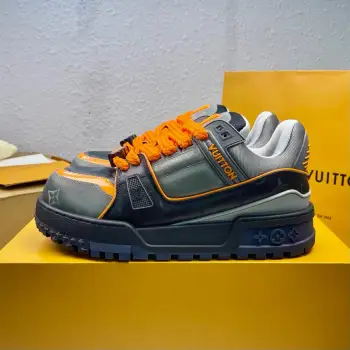 Low-top fashionable sneakers, couple s sports shoes Replica Louis Vuitton Mens Sneakers