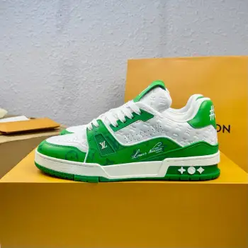 Low-top fashion sneakers men s sports shoes Replica Louis Vuitton Mens Sneakers