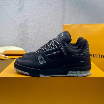 Low-top fashionable sneakers, couple s sports shoes Replica Louis Vuitton Mens Sneakers