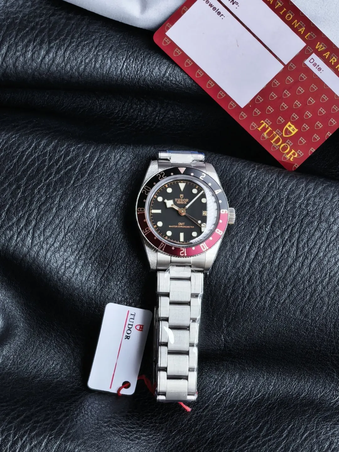 TUDOR New Bay 1958 GMT Model Bay Series Watch Men s Multifunctional Mechanical Watch TUDOR New Bay 1958 GMT Model Bay Series Watch Men s Multifunctional Mechanical Watch