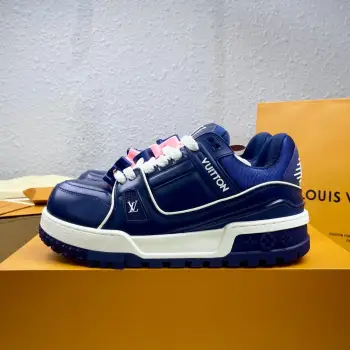 Low-top fashionable sneakers men s sports shoes Replica Louis Vuitton Mens Sneakers