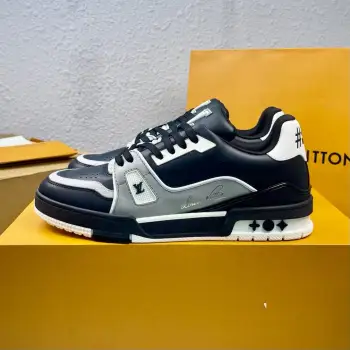 Low-top fashionable sneakers, couple s sports shoes Replica Louis Vuitton Mens Sneakers
