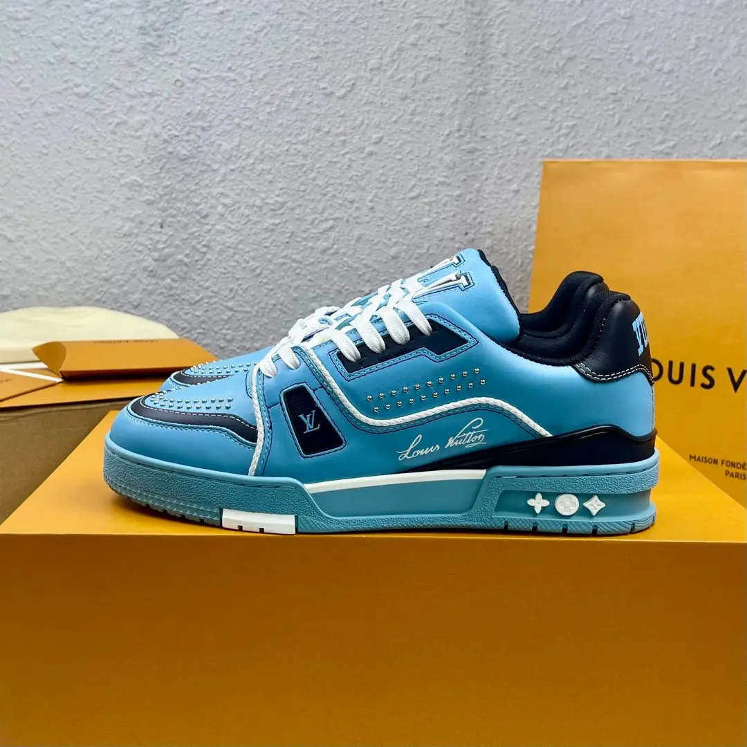 Louis Vuitton Low-top fashion sneakers, couple s sports shoes Louis Vuitton Low-top fashion sneakers, couple s sports shoes