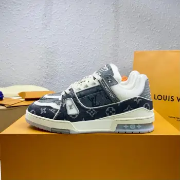 Low-top fashion sneakers men s sports shoes Replica Louis Vuitton Mens Sneakers