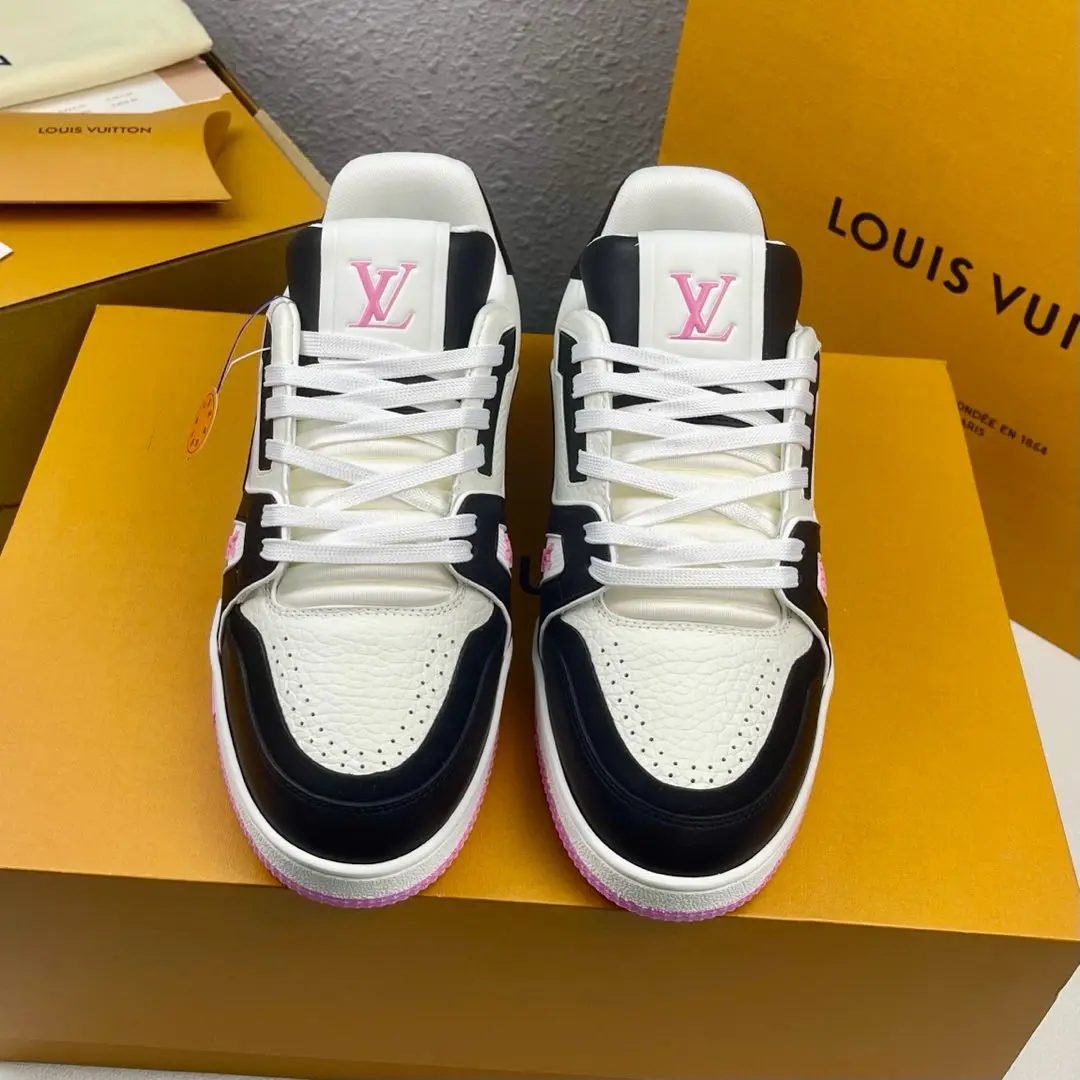 Louis Vuitton Low-top fashion sneakers men s sports shoes Louis Vuitton Low-top fashion sneakers men s sports shoes