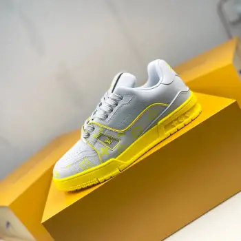 Low-top fashionable sports shoes men s sports shoes Replica Louis Vuitton Mens Sneakers