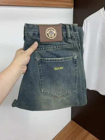 Early spring latest style jeans Replica Versace Jeans