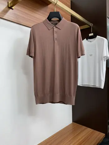 Polo short-sleeve T-shirt with a collar knit design Replica Loro Piana Tshirts and Polos