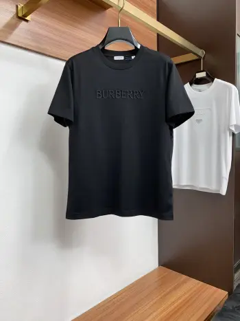 Latest short-sleeve mercerized cotton round-neck T-shirt Replica Burberry Tshirts and Polos