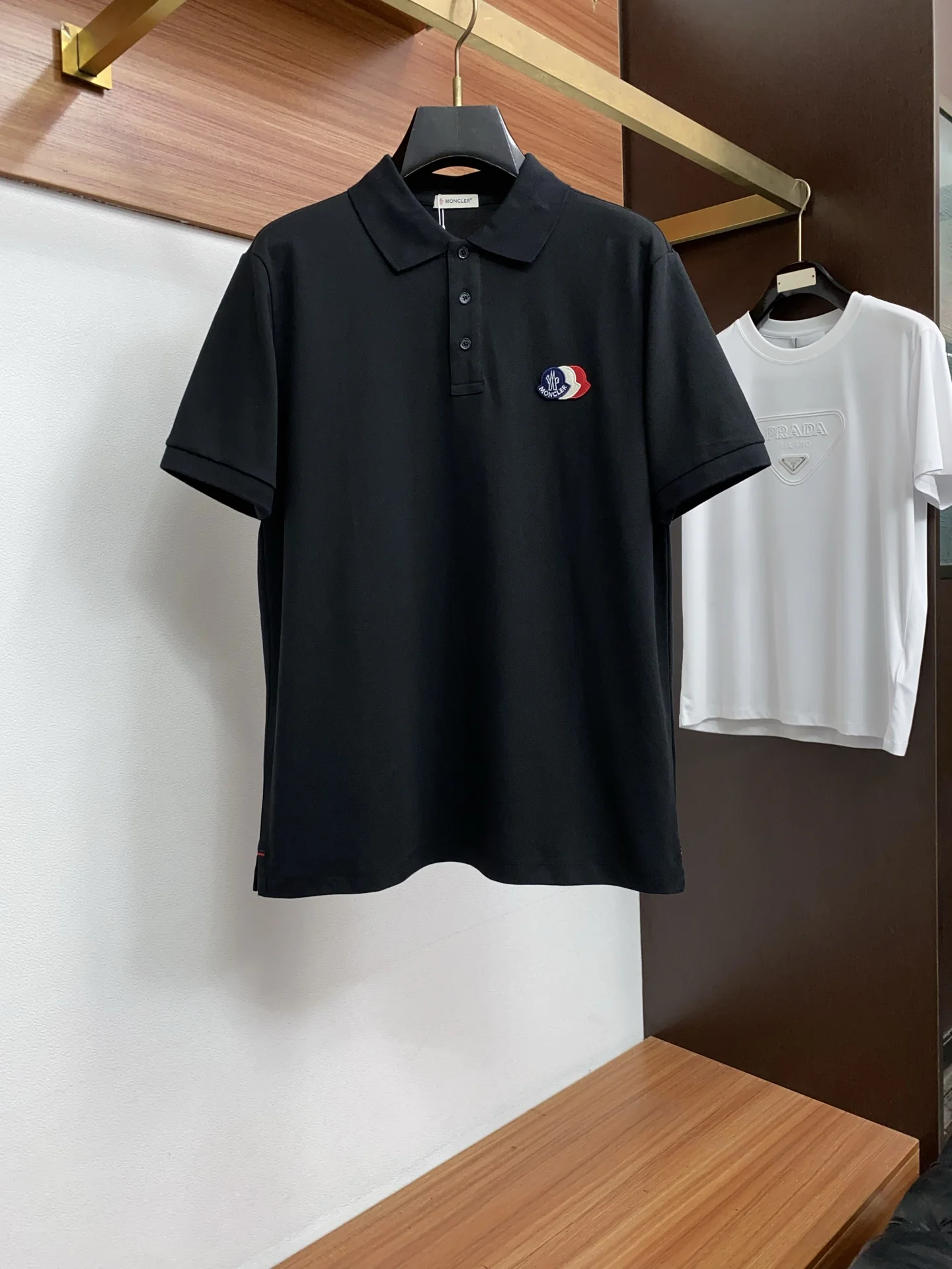 Moncler Spring and Summer New Fine Stripe Pique Business Polo