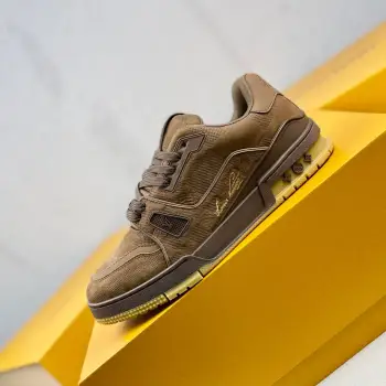 Low-top fashionable sports shoes men s sports shoes Replica Louis Vuitton Mens Sneakers