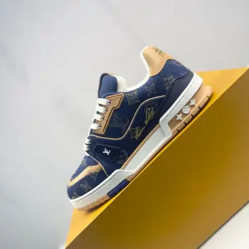 Low-top fashionable sports shoes men s sports shoes Replica Louis Vuitton Mens Sneakers