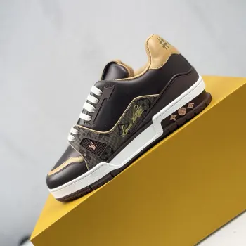 Low-top fashionable sports shoes men s sports shoes Replica Louis Vuitton Mens Sneakers